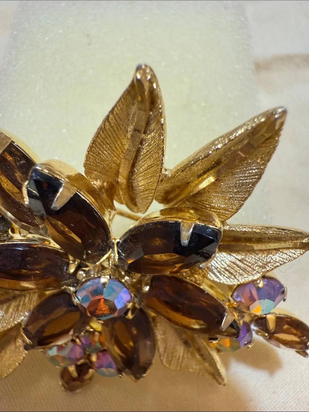 Vintage inspired (Selini )Amber & Iridescent stones Brooch Gold toned
